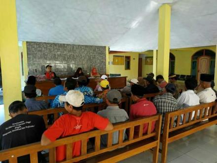 PEMBAGIAN HONOR RT RW DESA TEMPURSARI KEDUNGJAJANG LUMAJANG