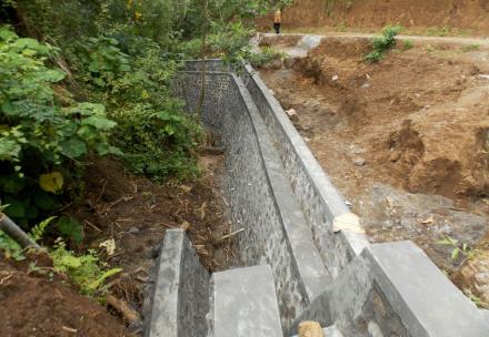 PEMBANGUNAN DRAINASE DUSUN CENGKOK DESA TEMPURSARI KEC KEDUNGJAJANG KAB LUMAJANG TAHUN 2016